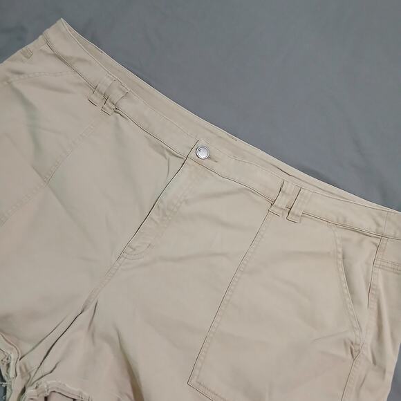 Torrid Jean Cut-Offs 30 AND Lane Bryant Khaki shorts 28-easy care plus size - Picture 5 of 15